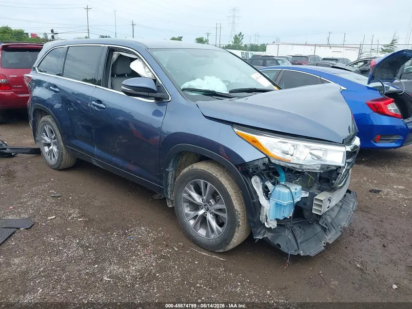 Toyota Highlander Le Plus V6 2016