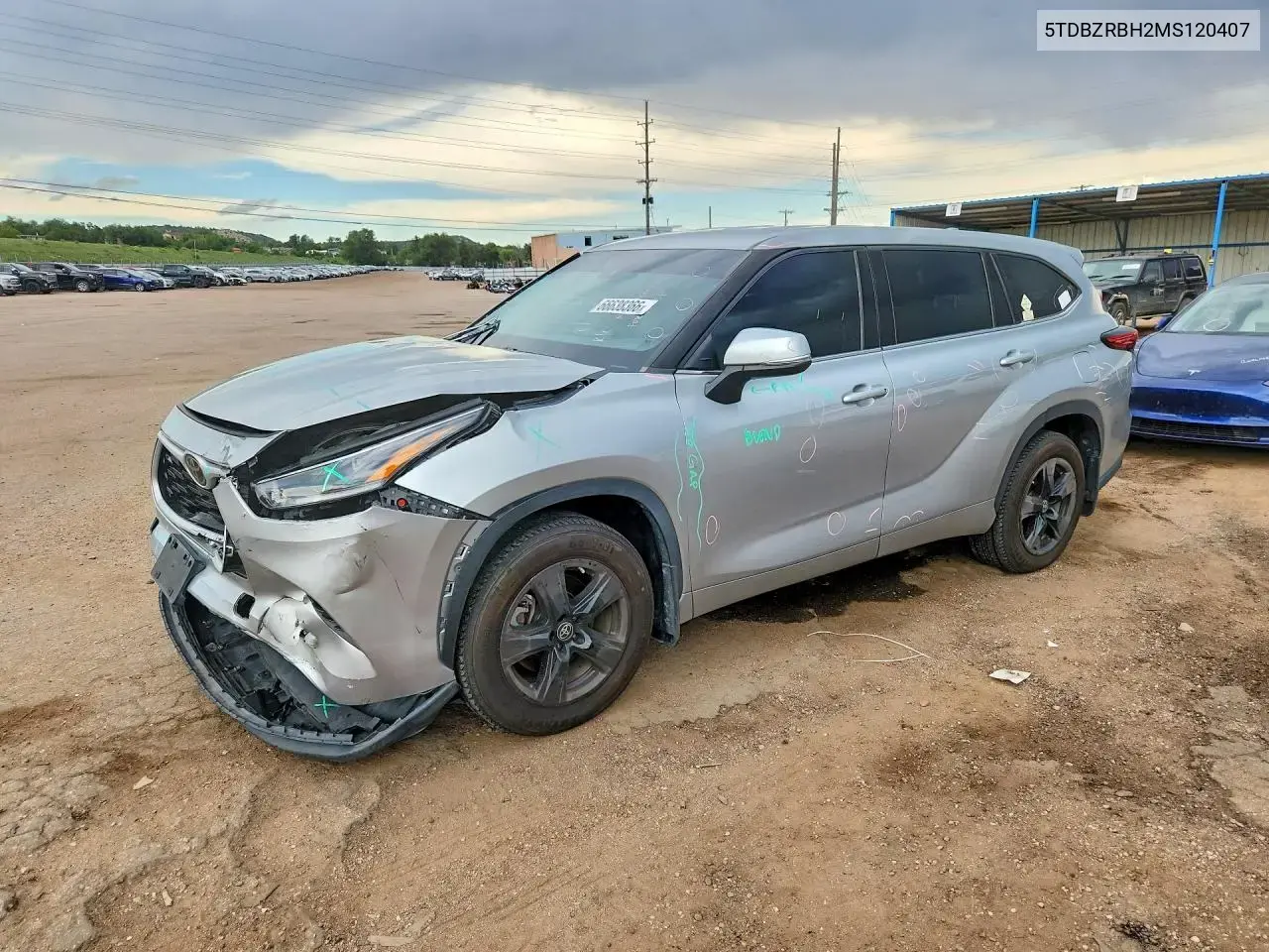 Toyota Highlander Le 2021
