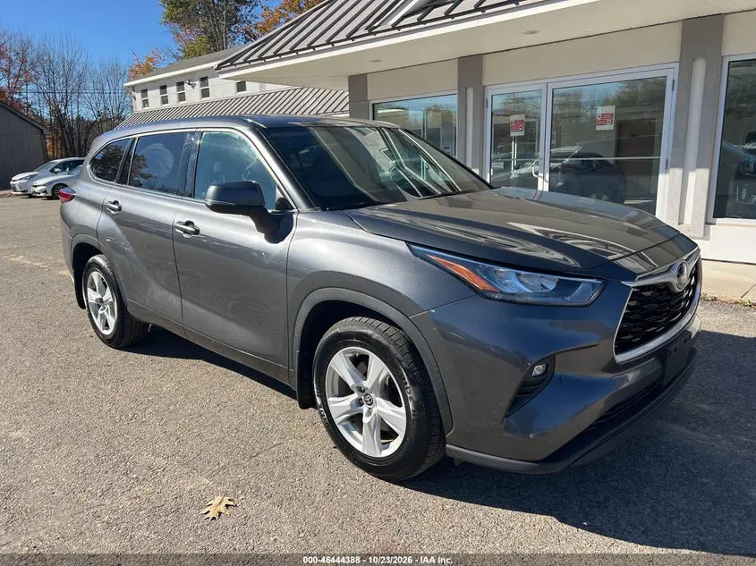 Toyota Highlander Le 2020