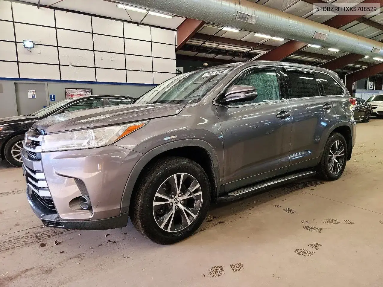 Toyota Highlander Le 2019