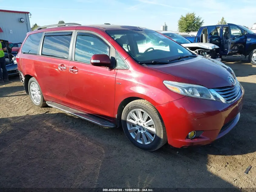 Toyota Sienna Limited Premium 7 Passenger 2017