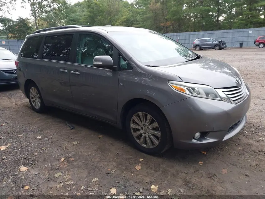Toyota Sienna Limited Premium 7 Passenger 2017
