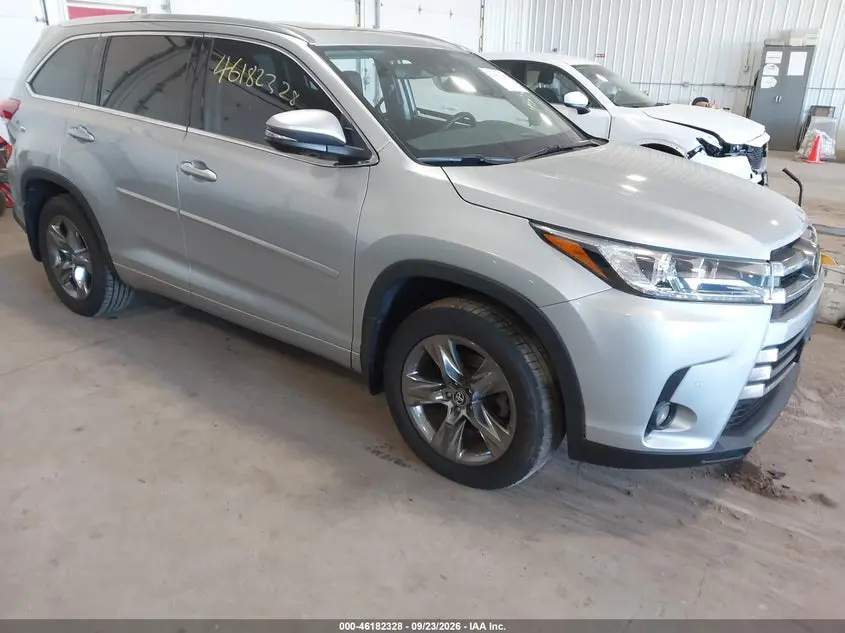 Toyota Highlander Limited Platinum 2017