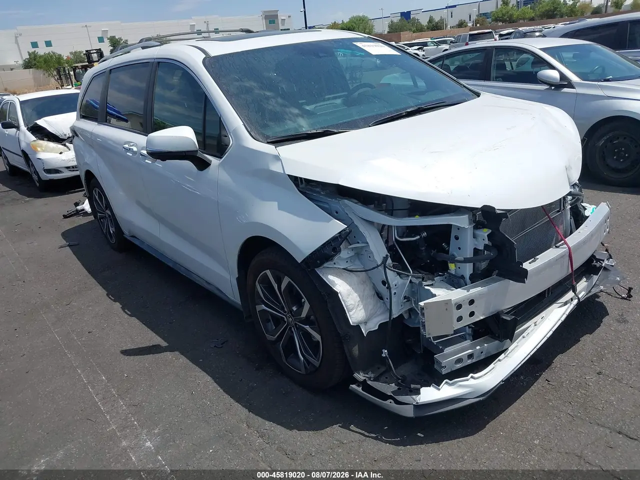 Toyota Sienna Platinum 2025