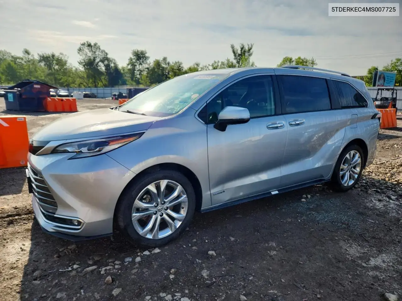 Toyota Sienna Platinum 7-Passenger 2021