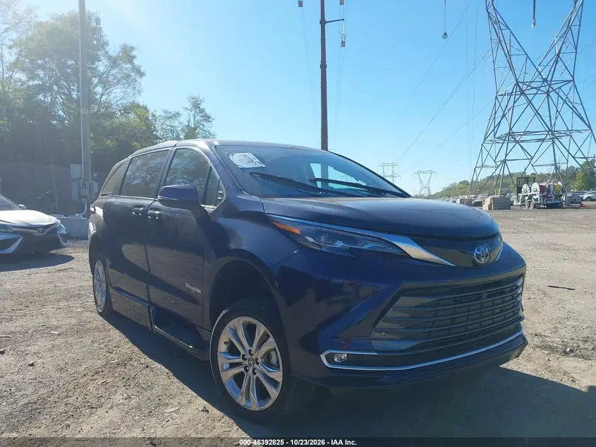 Toyota Sienna Platinum 2024