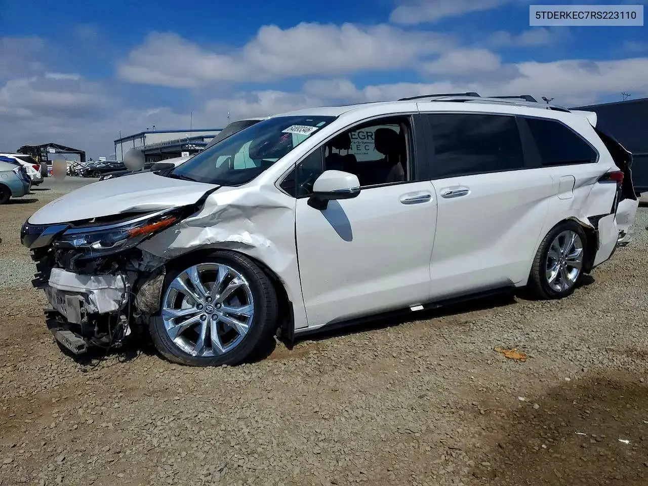 Toyota Sienna Platinum 7-Passenger 2024