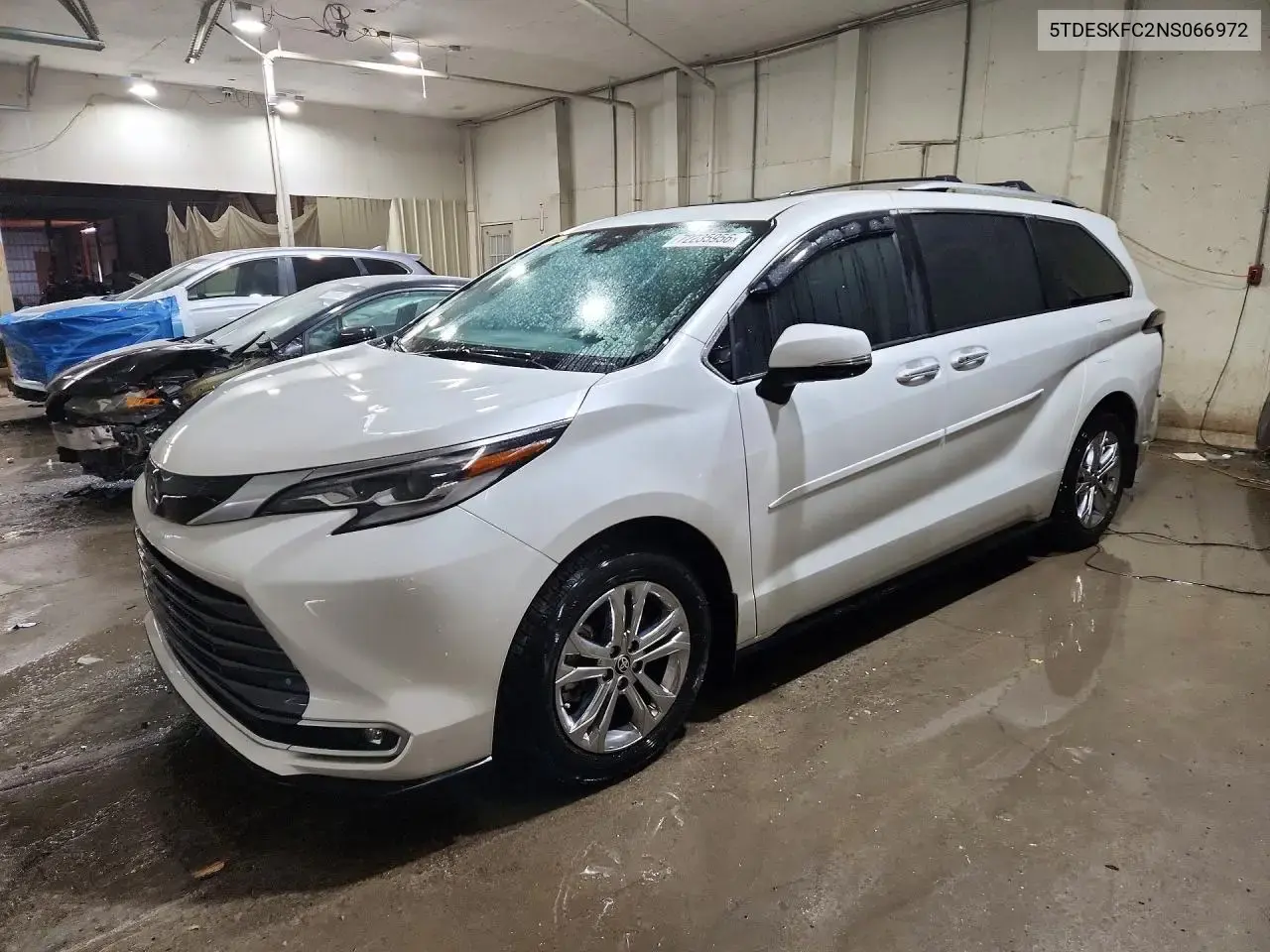 Toyota Sienna Platinum 7-Passenger 2022