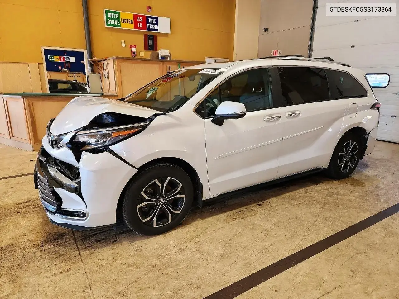 Toyota Sienna Platinum 7-Passenger 2025