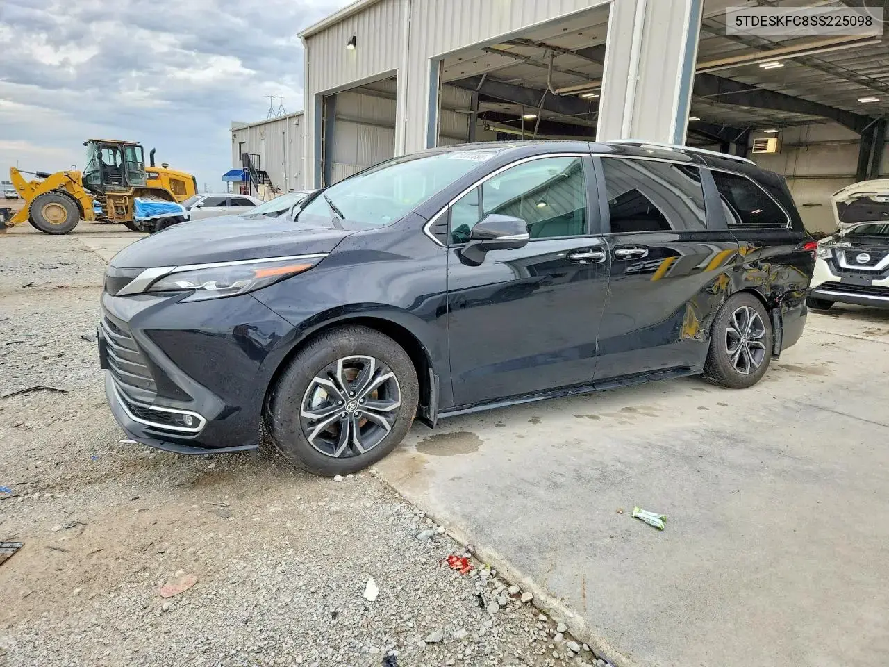 Toyota Sienna Platinum 7-Passenger 2025