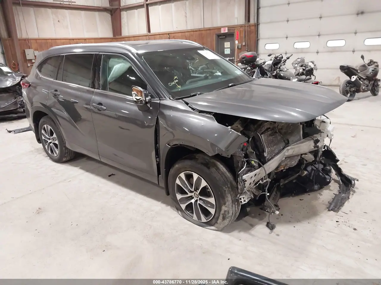 Toyota Highlander Xle 2021
