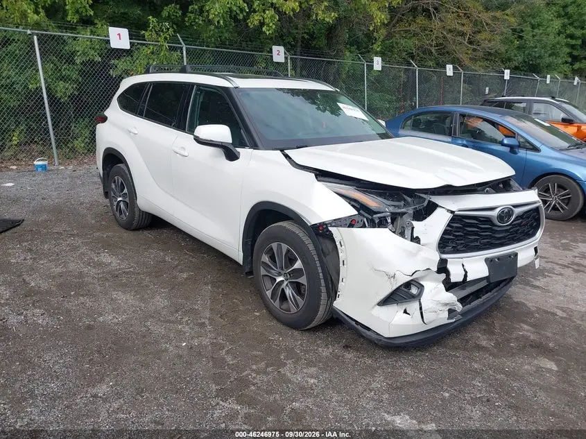 Toyota Highlander Xle 2021
