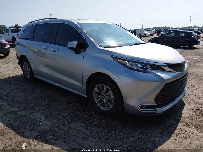 Toyota Sienna Xle 2023