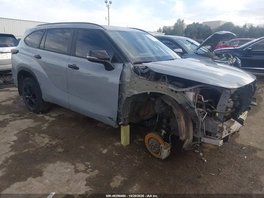 Toyota Highlander Hybrid Xle Nightshade 2025