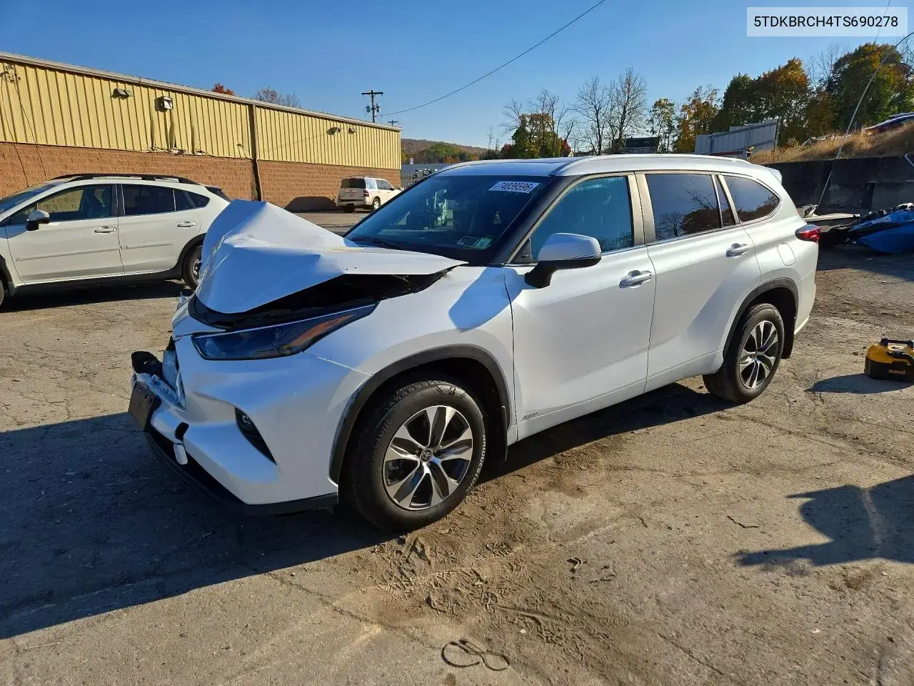 Toyota Highlander Hybrid Xle 2026