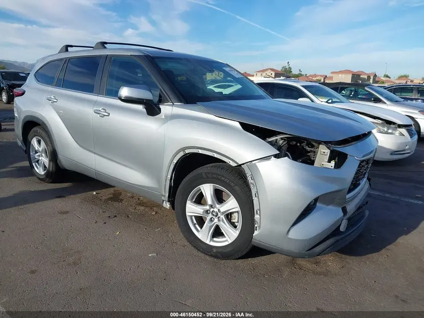Toyota Highlander Le 2023