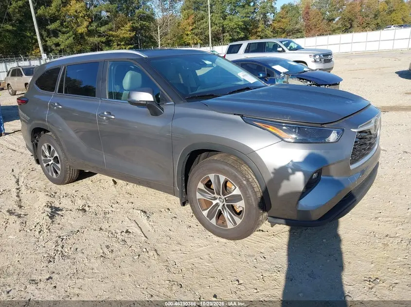 Toyota Highlander Xle 2026