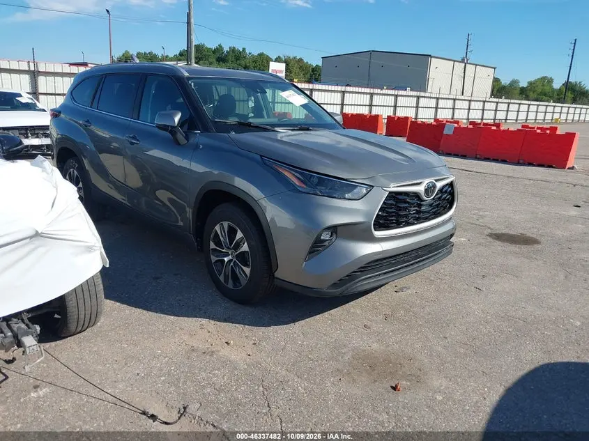 Toyota Highlander Xle 2026