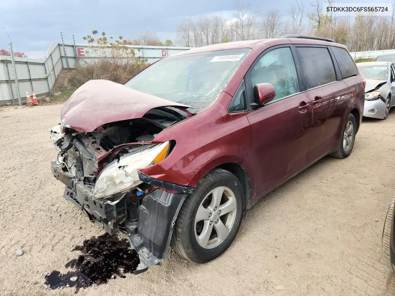Toyota Sienna Le 2015