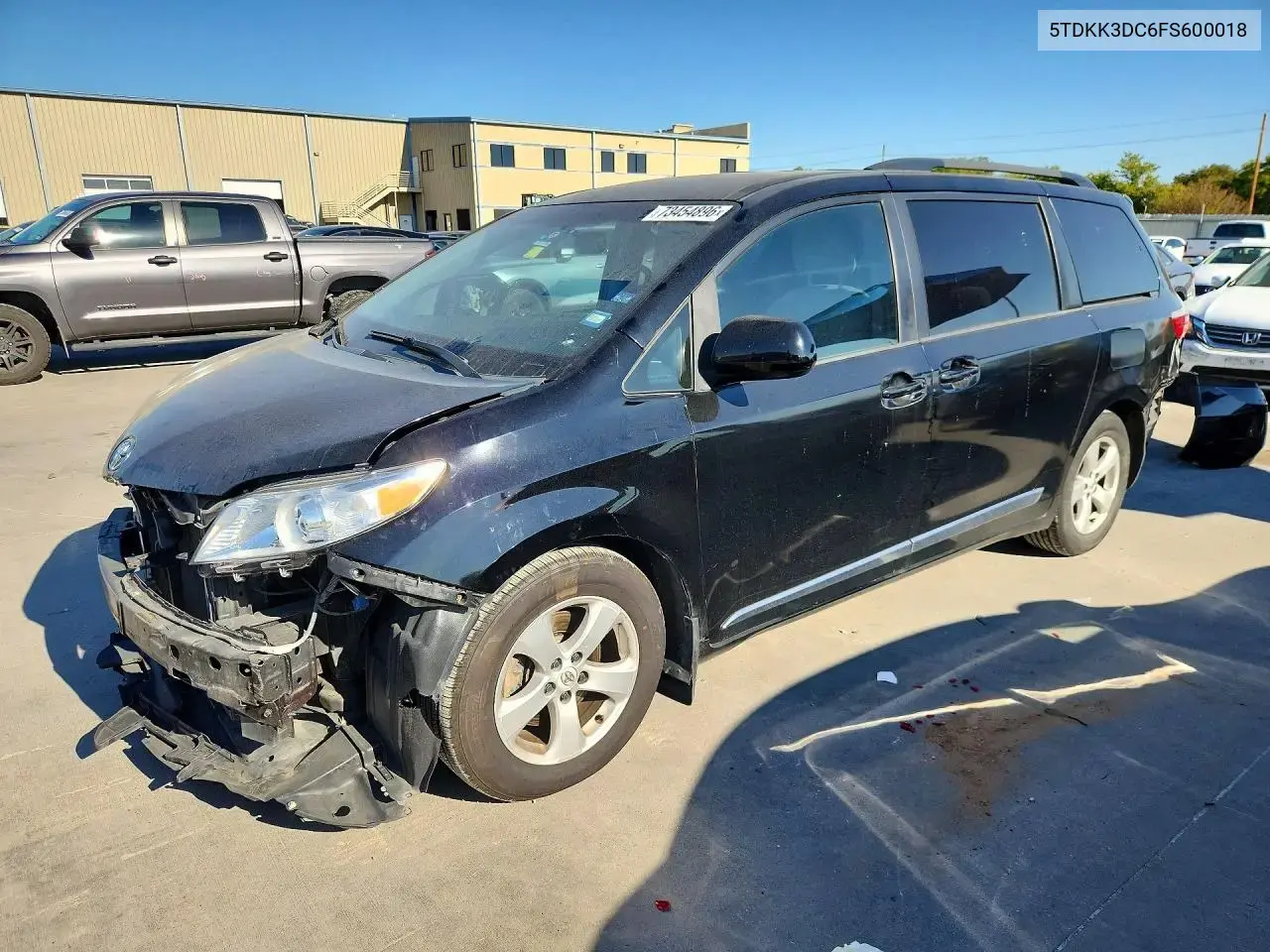 Toyota Sienna Le 2015
