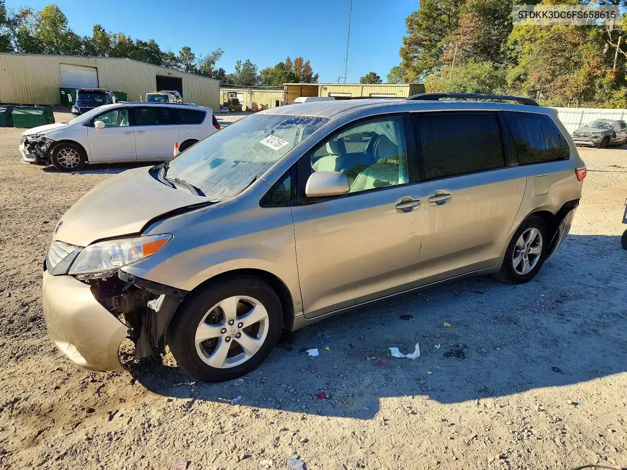 Toyota Sienna Le 2015