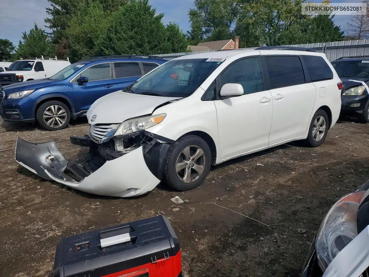 Toyota Sienna Le 2015