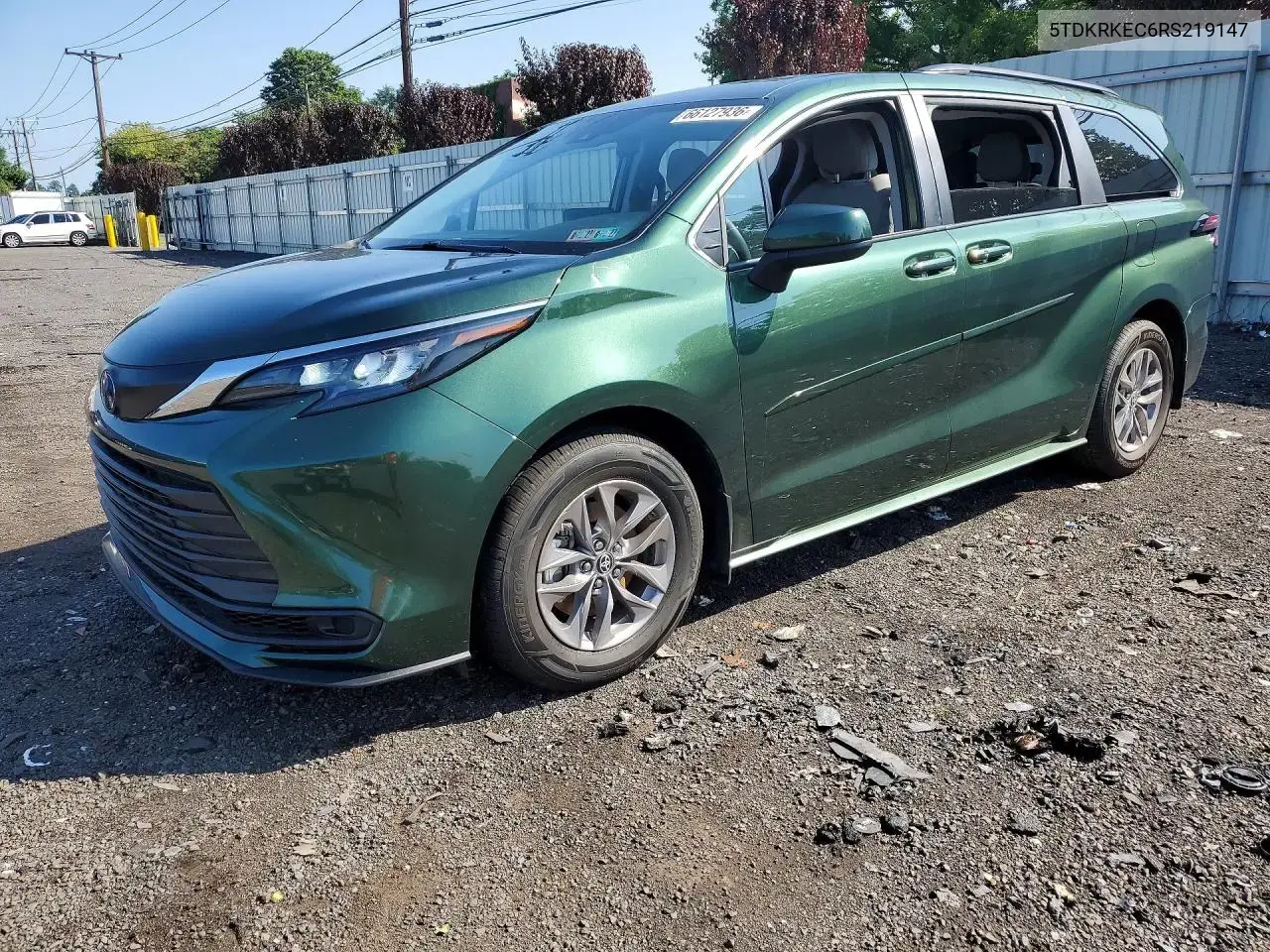 Toyota Sienna Le 2024