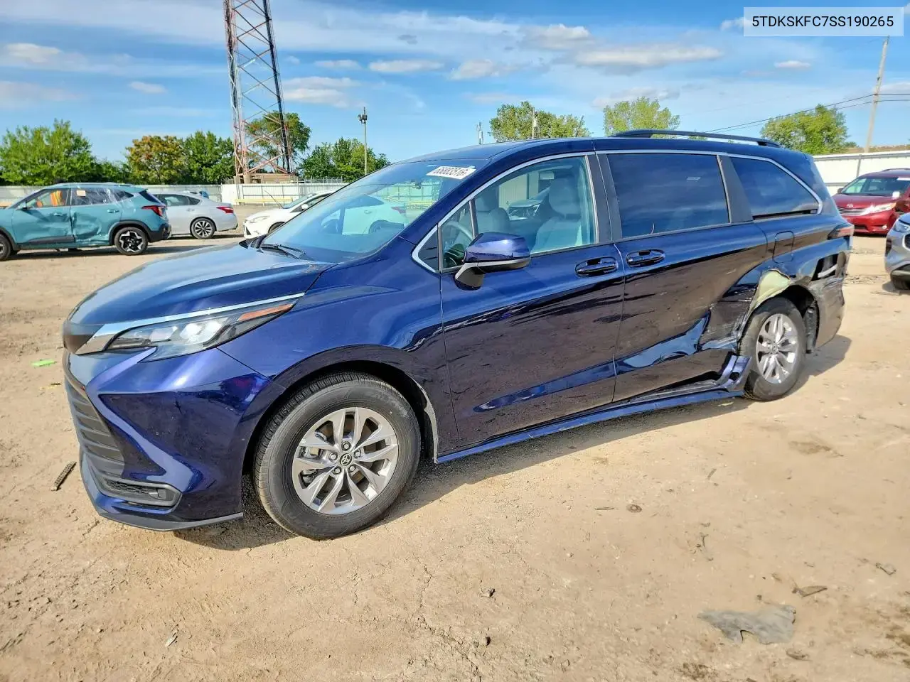 Toyota Sienna Le 2025