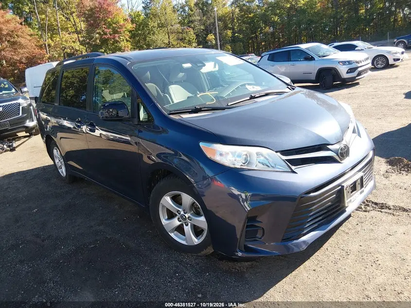 Toyota Sienna Le 8 Passenger 2018