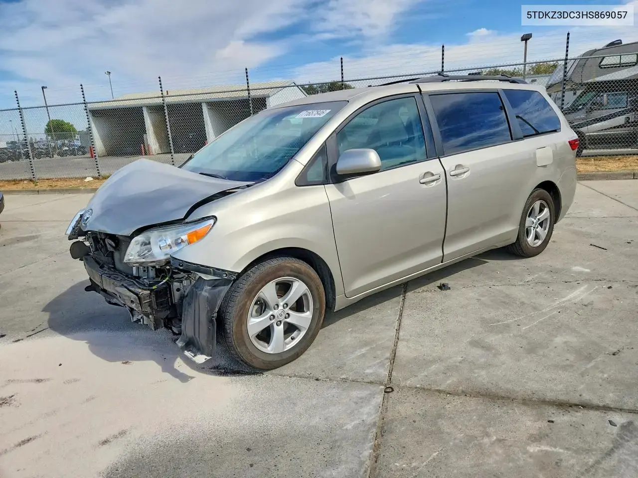 Toyota Sienna Le 2017