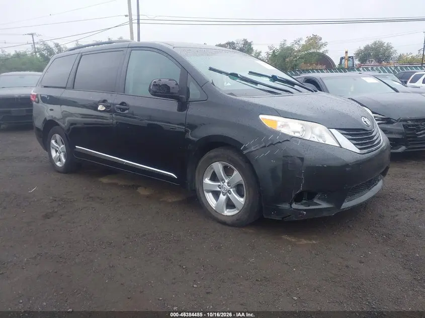 Toyota Sienna Le 8 Passenger 2017