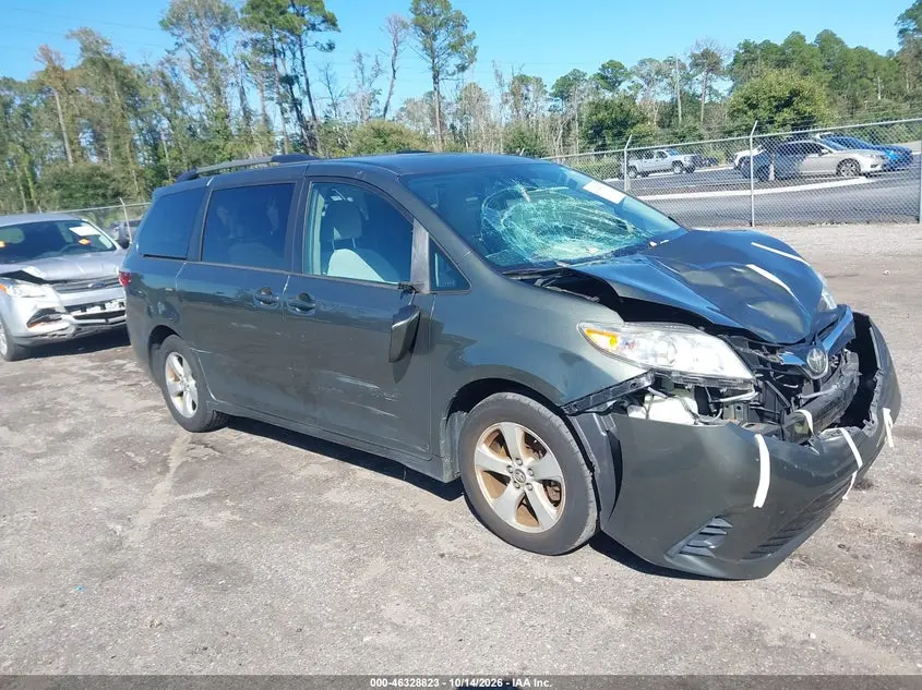 Toyota Sienna Le 8 Passenger 2018