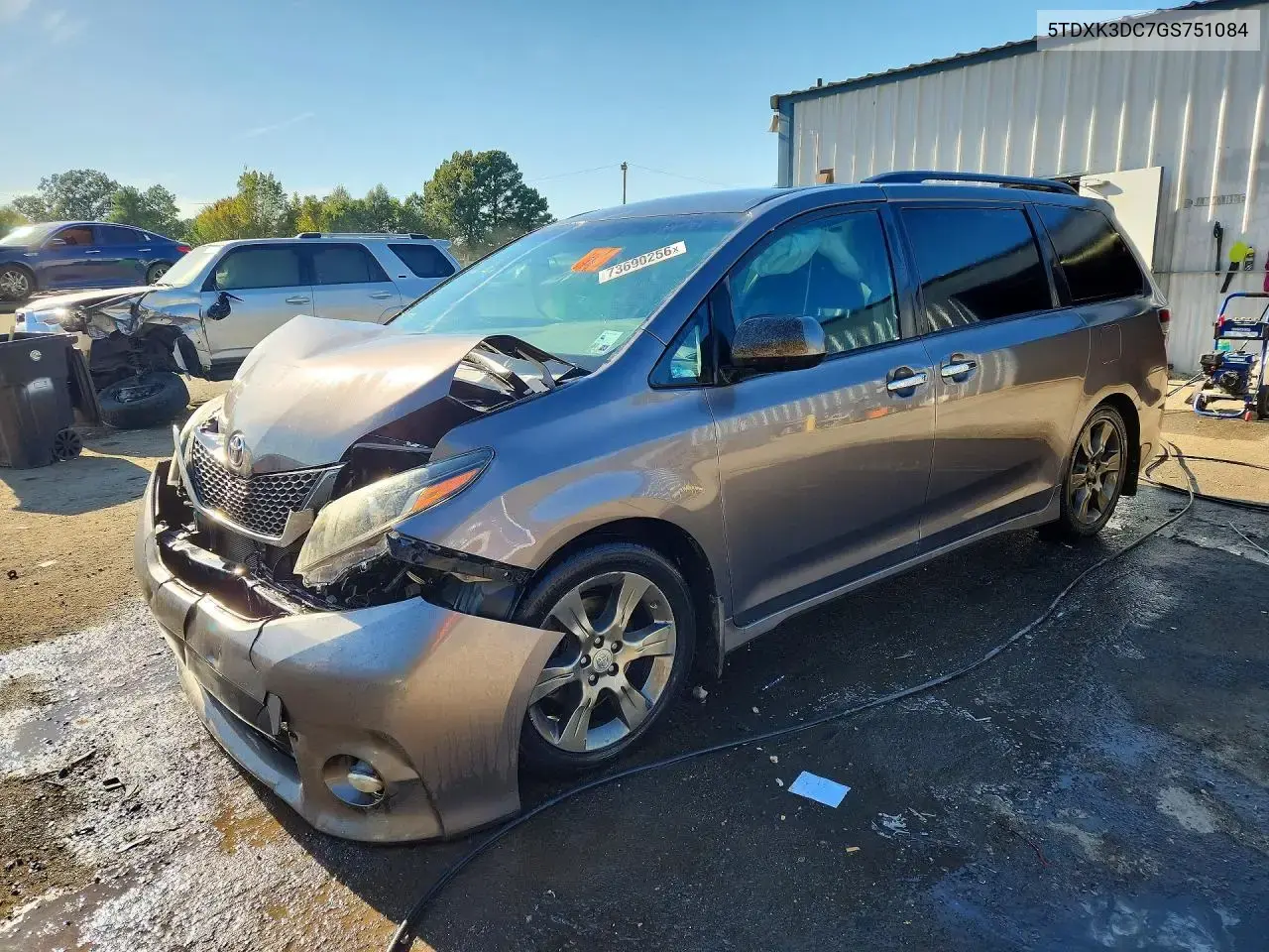 Toyota Sienna Se 2016