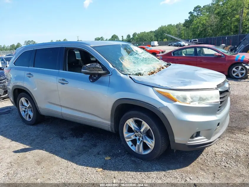 Toyota Highlander Limited V6 2016
