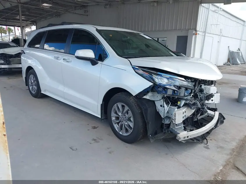 Toyota Sienna Xle 2025