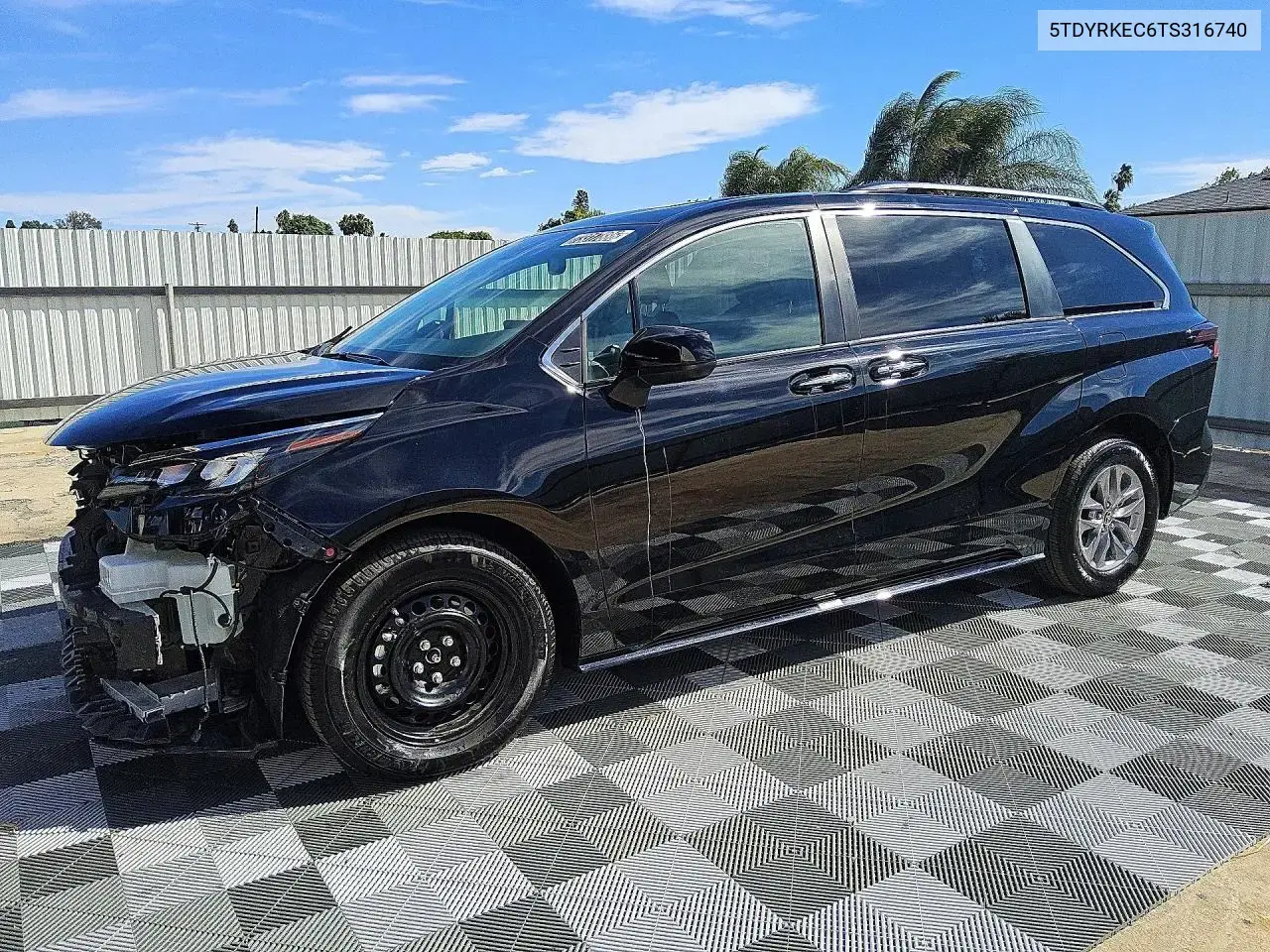 Toyota Sienna Xle 8-Passenger 2026