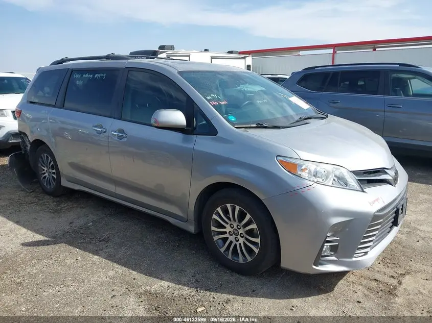 Toyota Sienna Xle 8 Passenger 2018