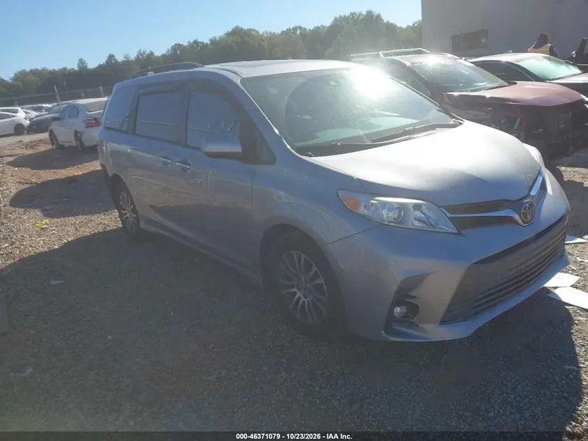 Toyota Sienna Xle 8 Passenger 2018