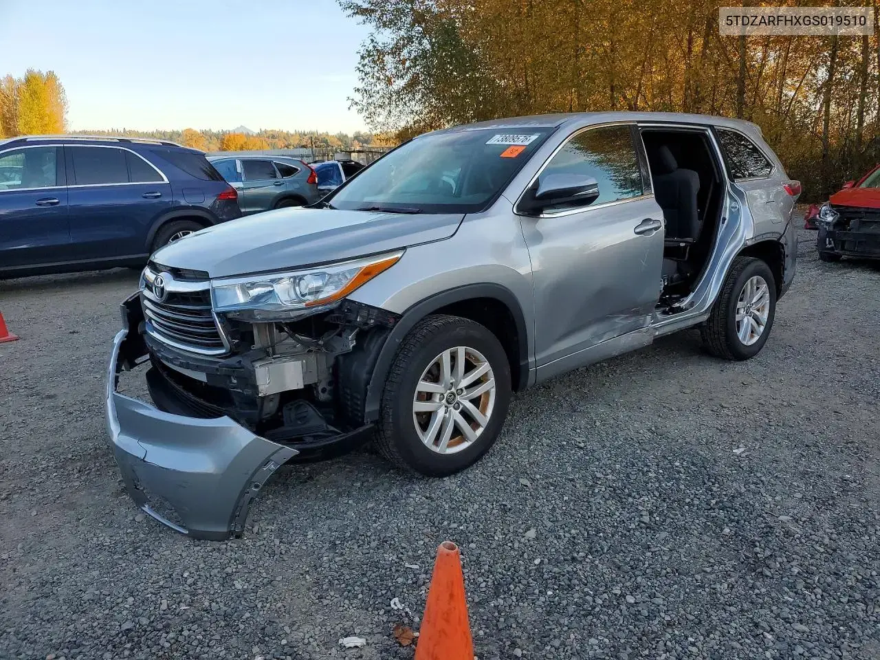 Toyota Highlander Le 2016
