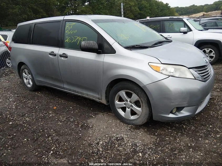 Toyota Sienna L 7 Passenger 2016