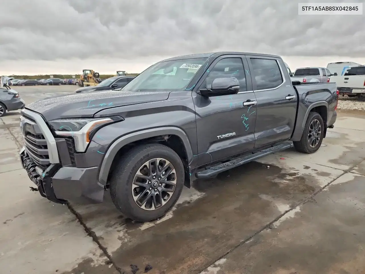 Toyota Tundra Crewmax Limited 2025