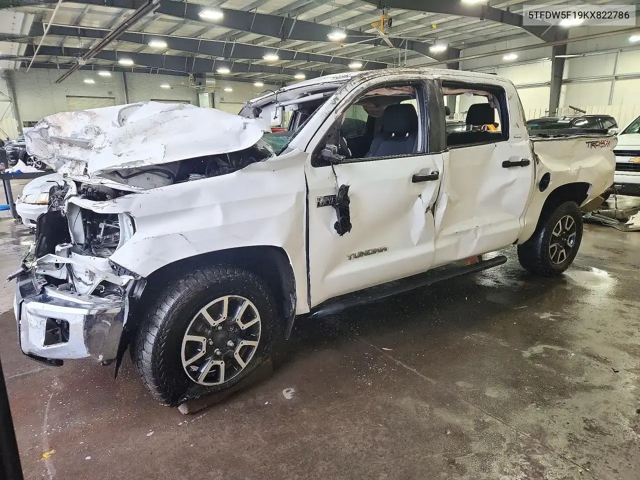 Toyota Tundra Crewmax Sr5 2019