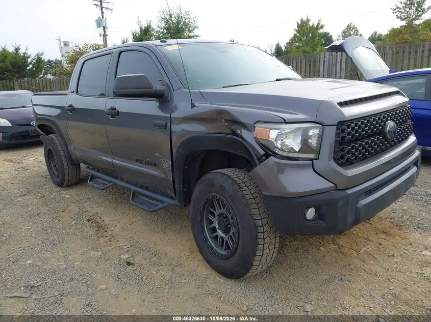Toyota Tundra Sr5 5.7L V8 2018