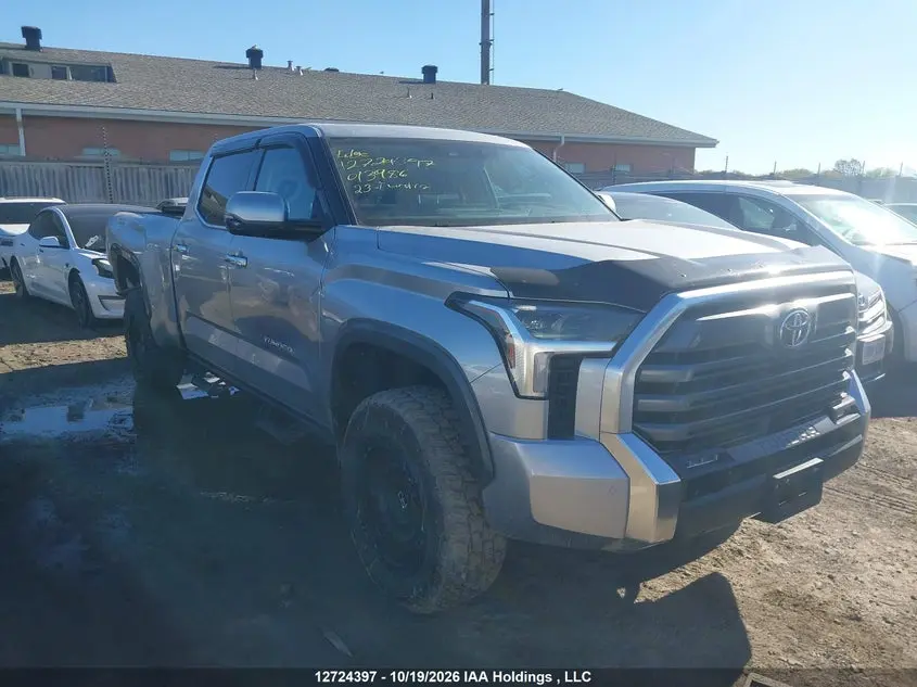 Toyota Tundra Crewmax Limited 2023