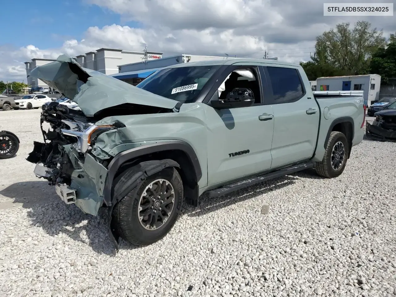 Toyota Tundra Crewmax Sr 2025