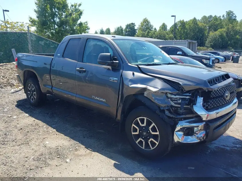 Toyota Tundra Sr5 5.7L V8 2019