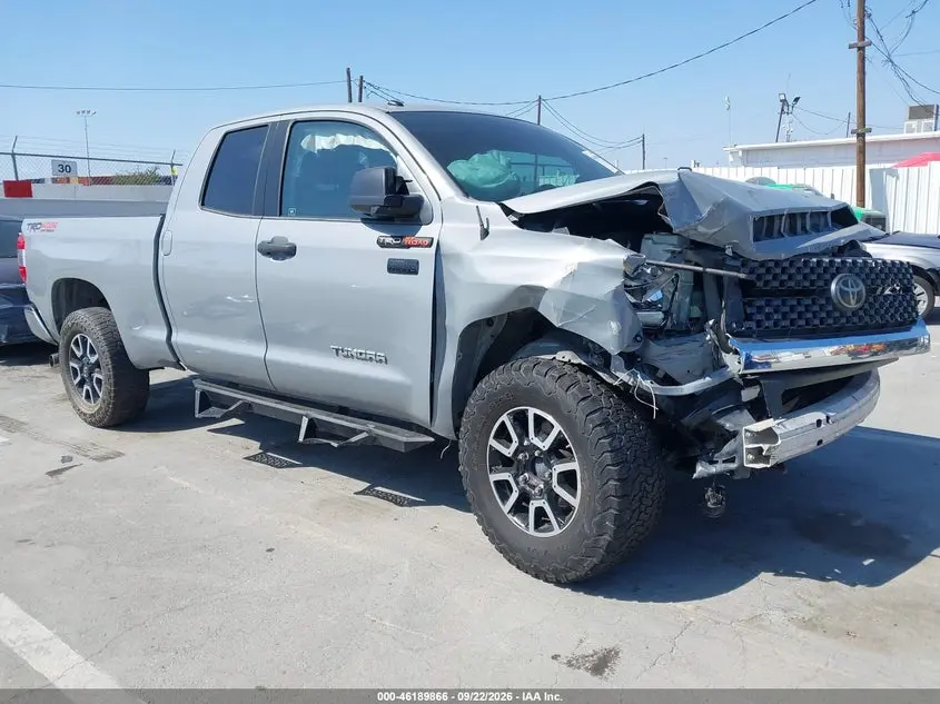 Toyota Tundra Sr5 5.7L V8 2018