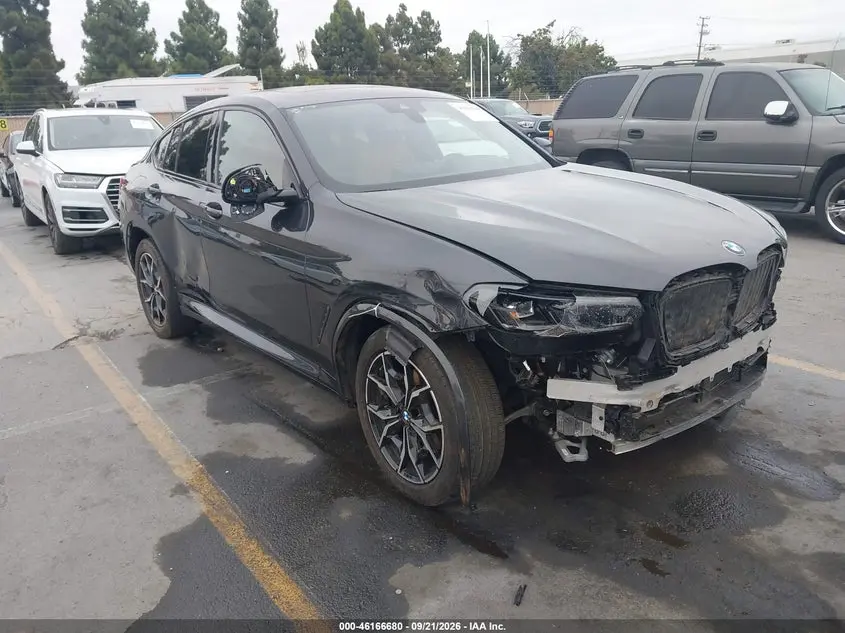 BMW X4 xDrive30I 2025