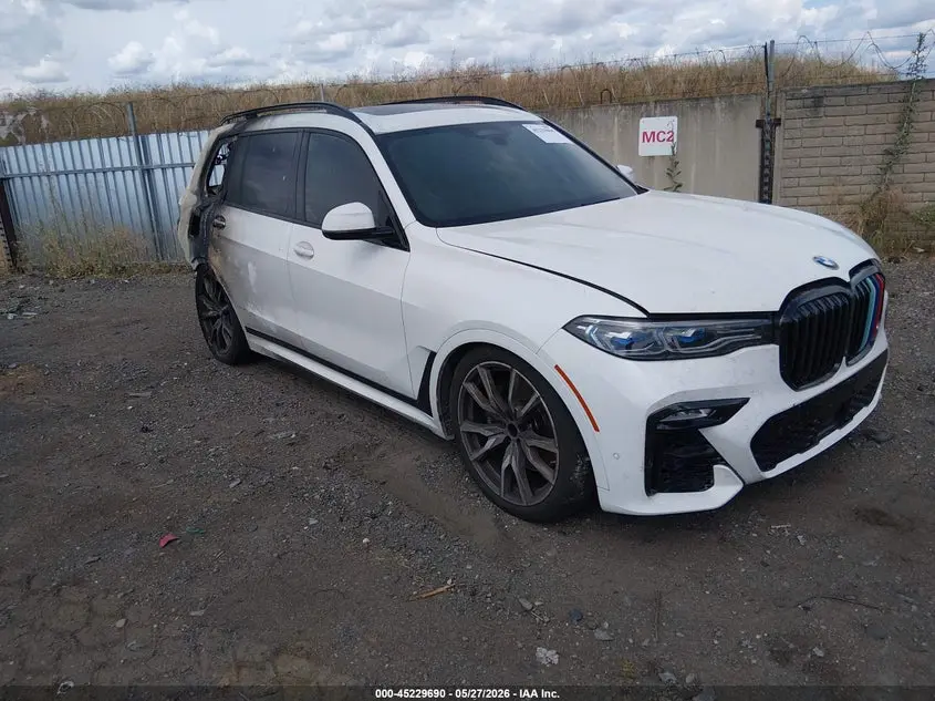 BMW X7 M50I 2021