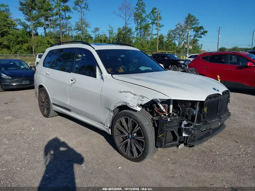 BMW X7 M50I 2021
